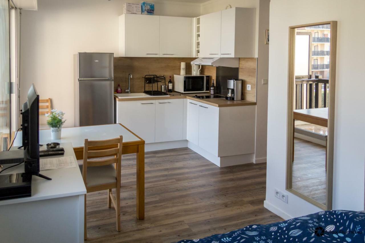 Studio Moderne Acces Plage, Piscine Et Tennis Cabourg Exterior foto